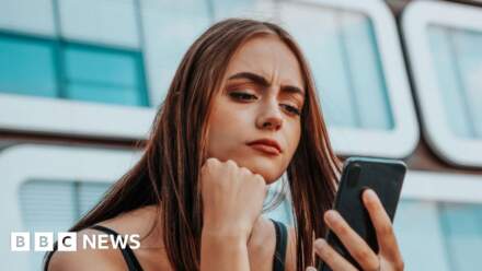 The people turning to AI for dating and relationship advice