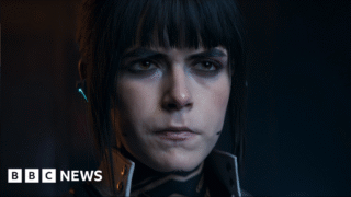 Call of Duty battles to stay on top