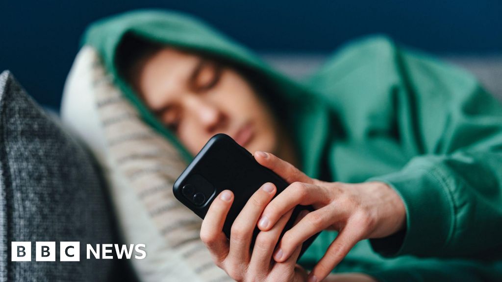 Porn company fined £1m over inadequate age checks