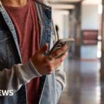 Consultation on social media ban for under-16s to begin